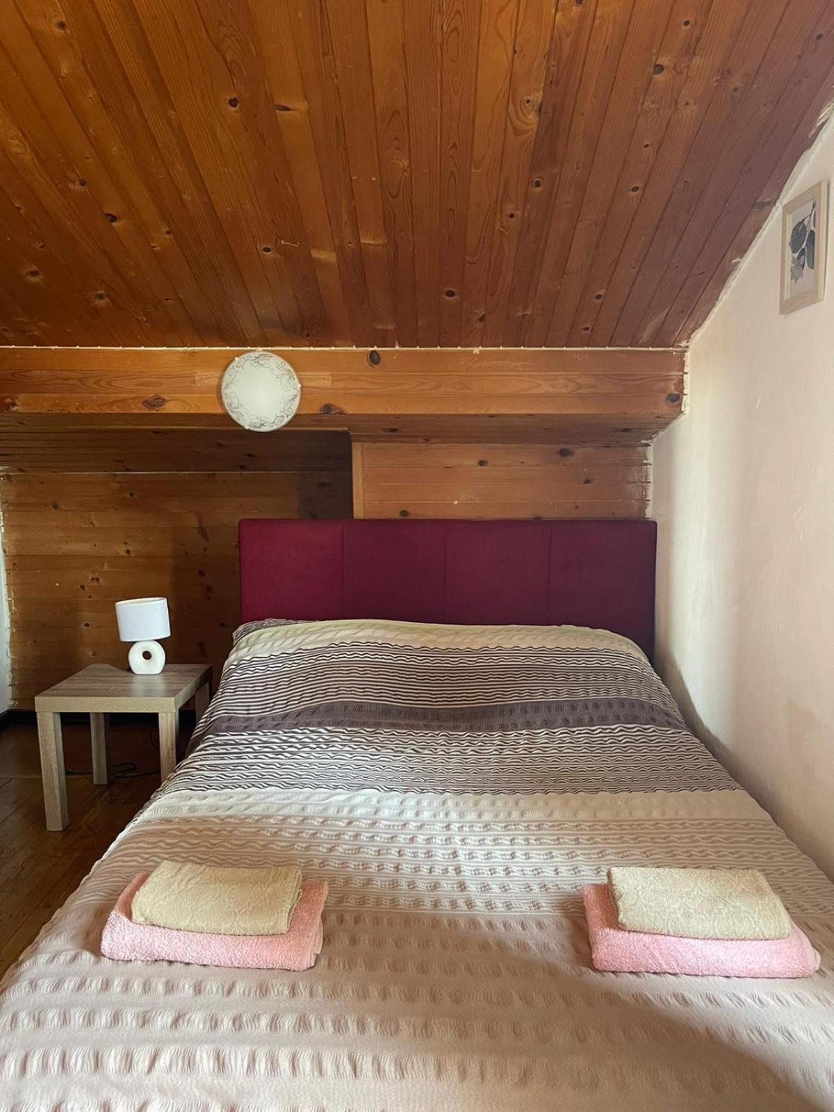 Roman Arch- Low Budget Doublebed Room In Top Center Pula Dış mekan fotoğraf